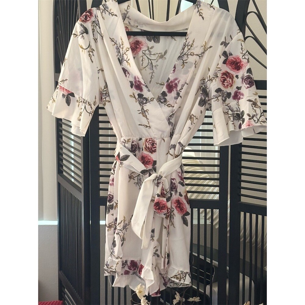 Unknown  Romper Womens 2XL White Floral Wrap V-Neck Tie Waist Ruffle